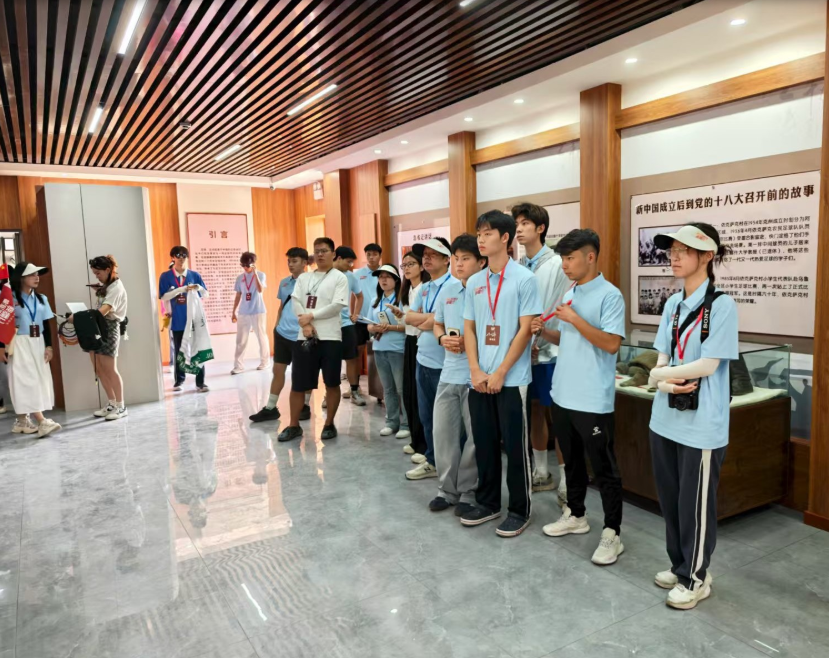粵港澳青少年新疆行｜感受阿圖什「百年足球之鄉」魅力