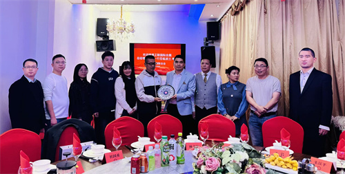 福建健康产业扬帆出海 波兰洽谈成果丰硕 ——中波侨商携手打造“一带一路”合作新篇章