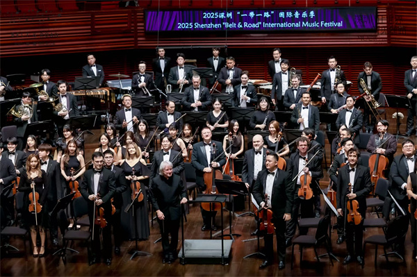 致敬中泰建交50周年 泰國愛樂樂團在深奏響恢弘樂章