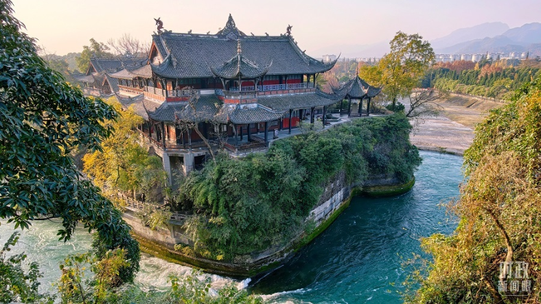 时政新闻眼丨从中法元首会晤的四个“特殊”，读懂大国相处之道